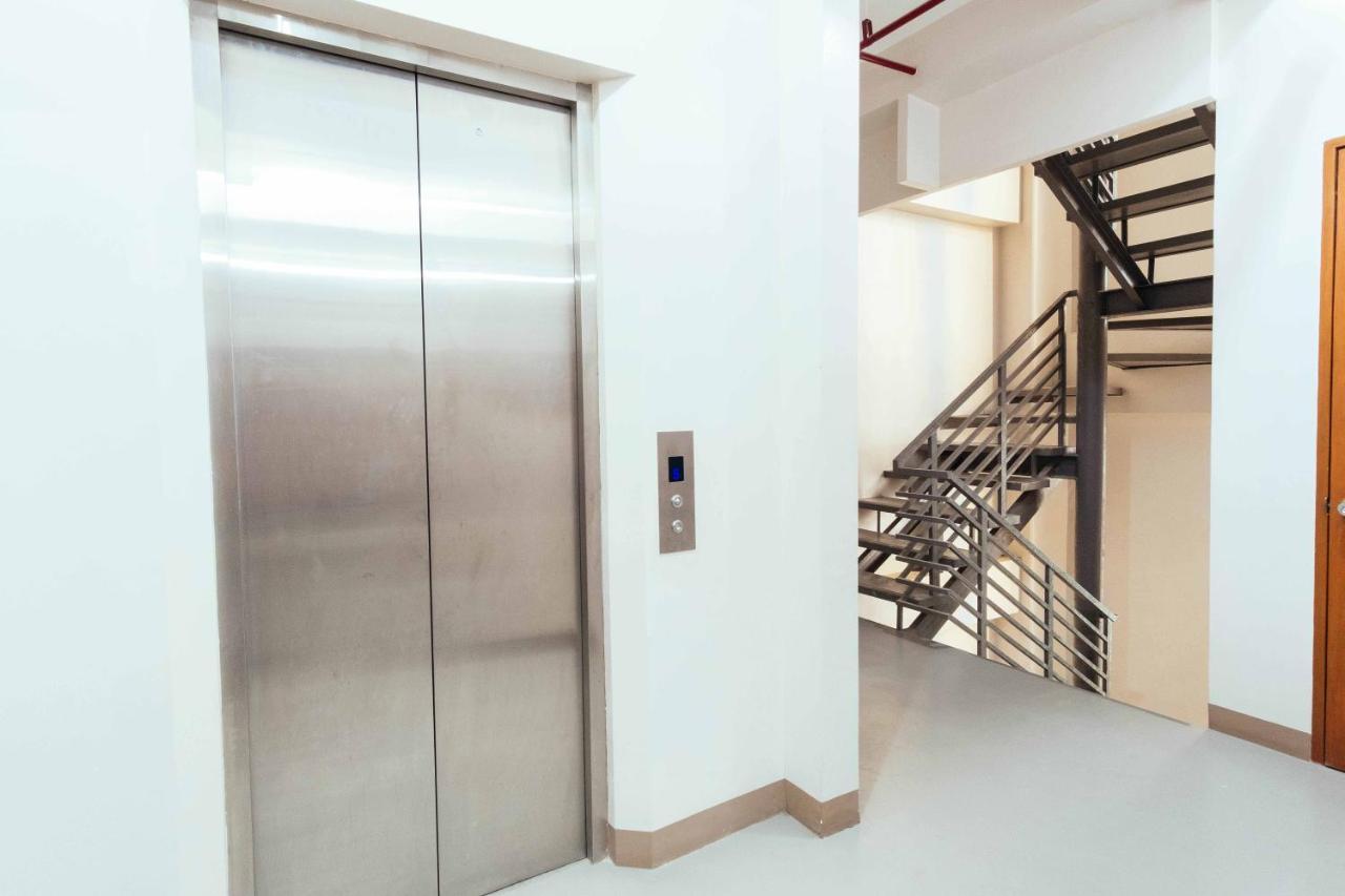 Reddoorz Plus @ It Park سيبو المظهر الخارجي الصورة